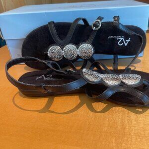 Aeorosole Black sandals Size 8